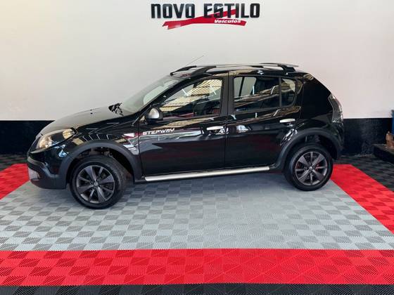RENAULT SANDERO 1.6 STEPWAY 16V FLEX 4P AUTOMÁTICO